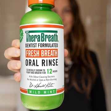 TheraBreath Dentist Formulated Fresh Breath Oral Rinse Mild Mint 473mL