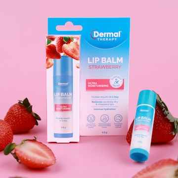 Dermal Therapy Ultra Moisturising Lip Balm Strawberry 4.8g