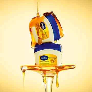 Vaseline Lip Therapy Queen Bee Balm 7g