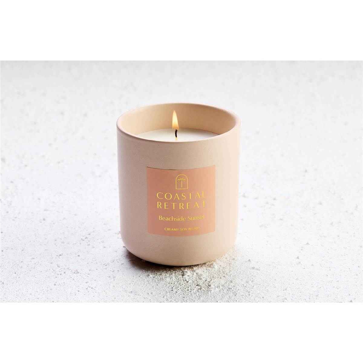 Coastal Retreat Soy Blend Luxury Candle Camelia & Pink Lotus 180g