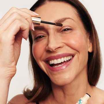 BOOIE Beauty Bring Back The Bush Eyebrow Tint & Gel Medium Brown 3mL