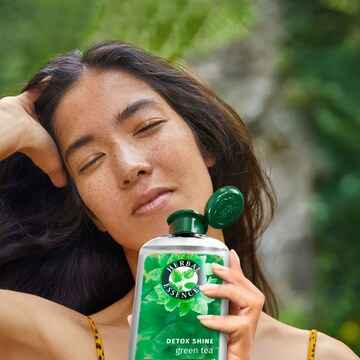 Herbal Essences Detox Shine Green Tea Shampoo 400mL