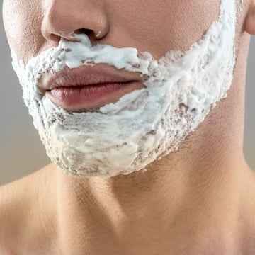 Gillette Sensitive Moisturising Shave Foam 245g