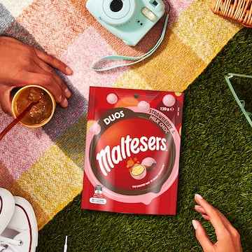 Maltesers Duos Strawberry & Milk Choc Share Bag 120g