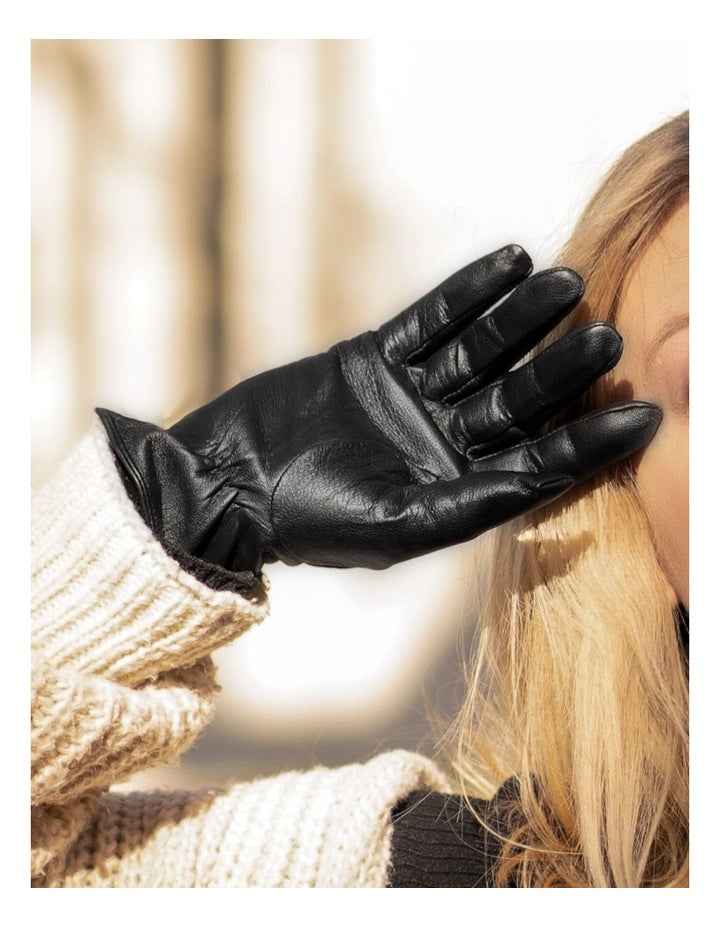 Classic Leather Gloves in Black