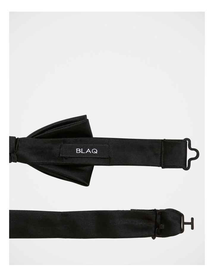 Solid Black Bow Tie in Black