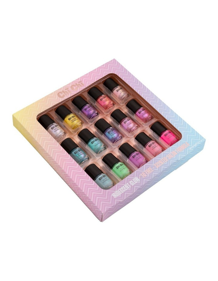 Iridescent Glow 15 Piece Nail Polish Set