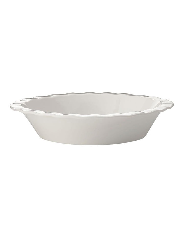 Fluted Pie Dish in White