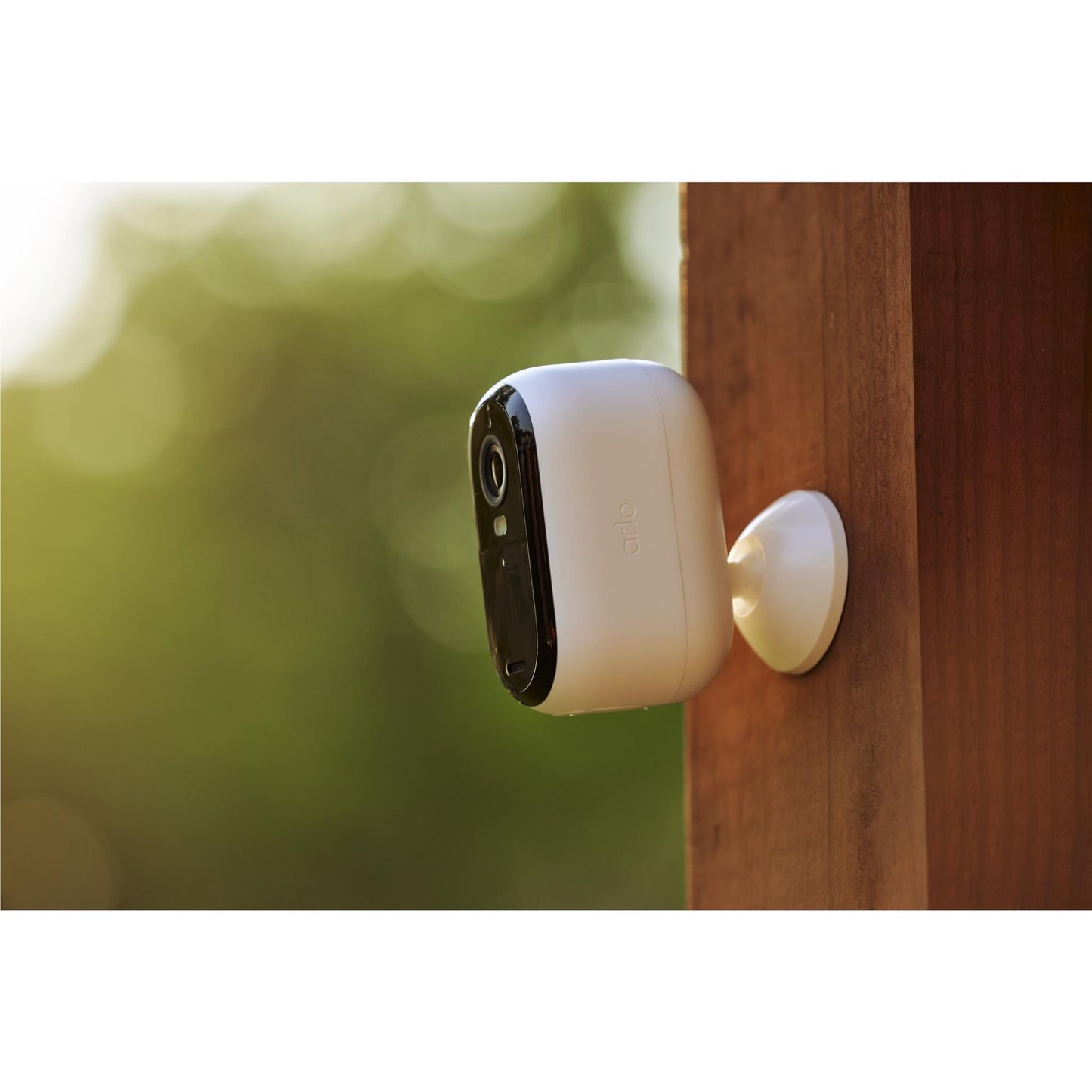 Arlo Essentials Outdoor 2K Security Camera (2nd Generation)