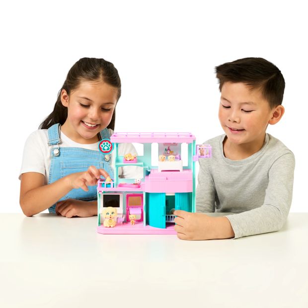 Little Live Pets Mama Surprise Families Baby Care Clinic