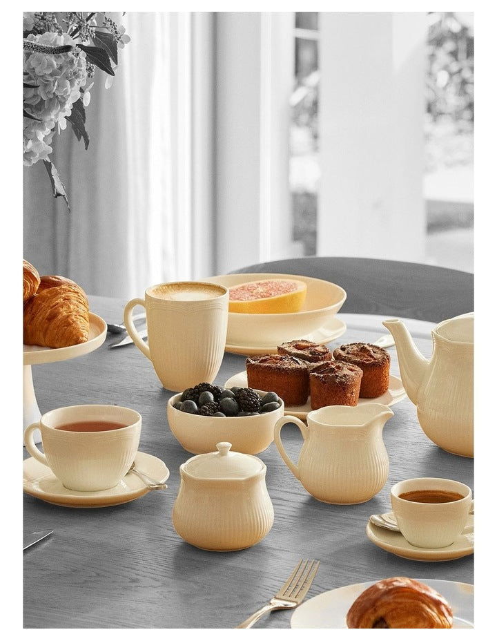 White Basics Footed Cake Stand 20cm Gift Boxed in White