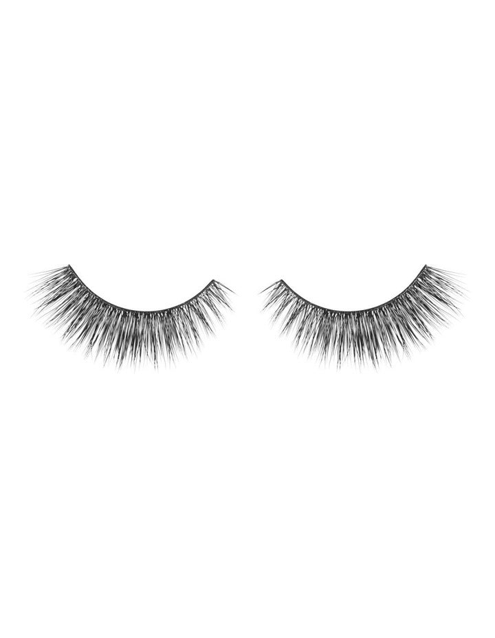 Look Real Faux Dramatic Lashes