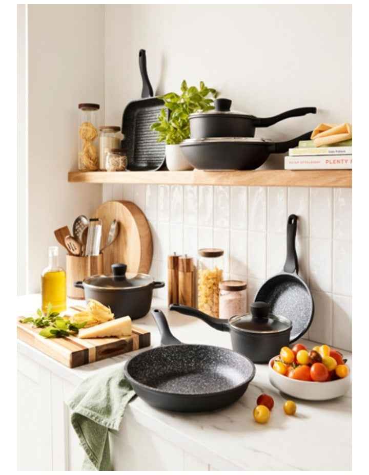 Classic Non-Stick 10 Piece Cookset in Black