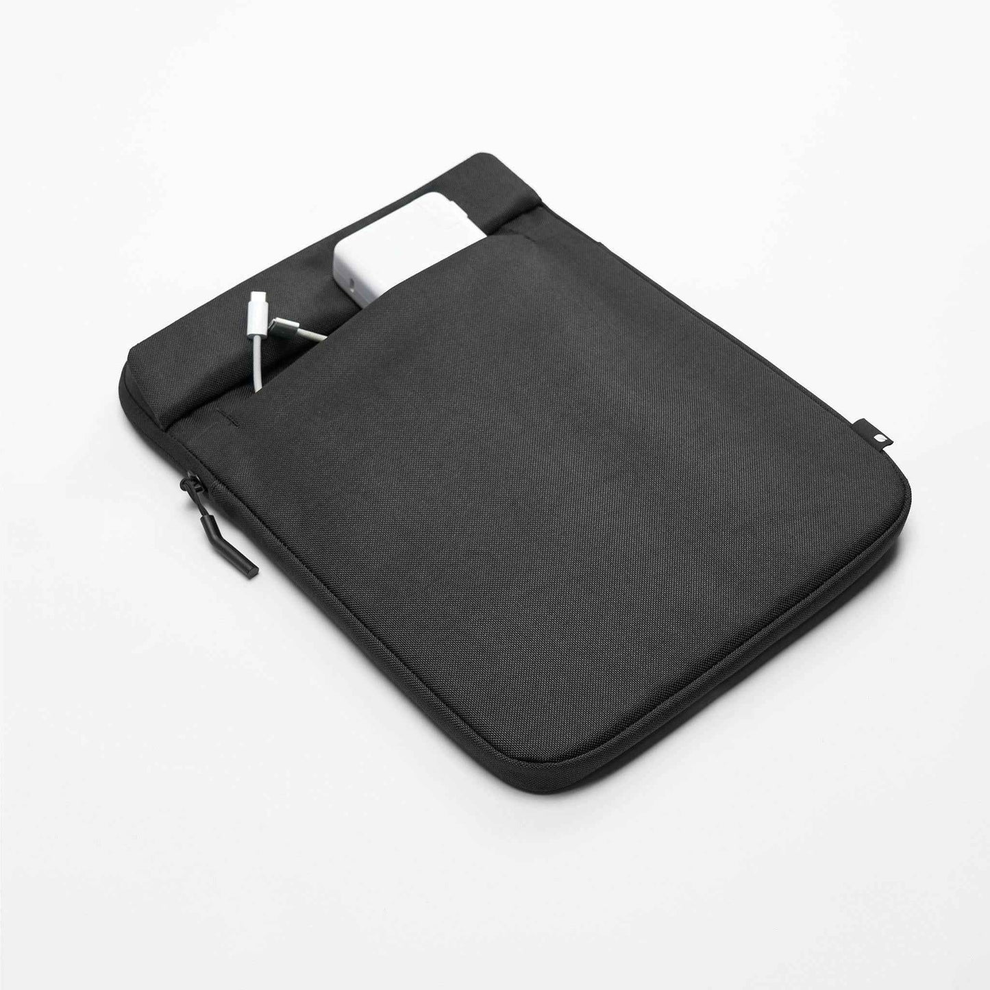 Incase Crosstown Sleeve for 14" Laptop (Black)