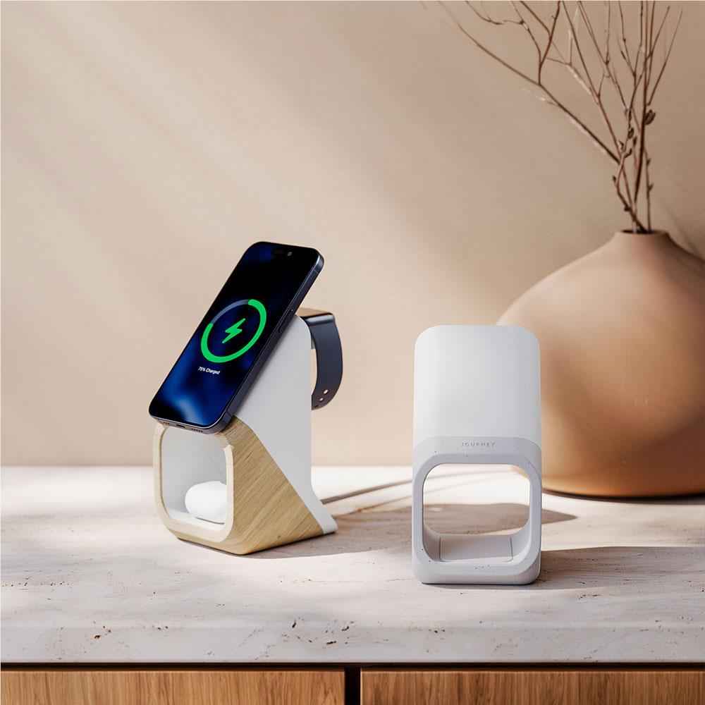 Journey Nova 3-in-1 Wireless Qi2 Charge Station (Timber)