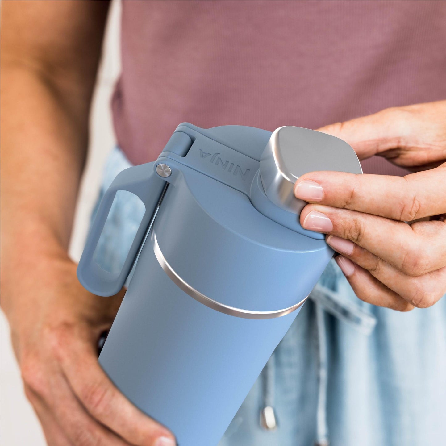 Ninja Thirsti 700ml Travel Bottle (Storm Blue)