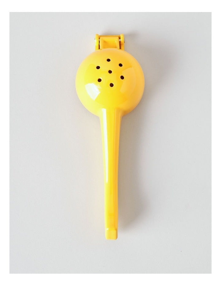 Lemon Squeezer in Yellow