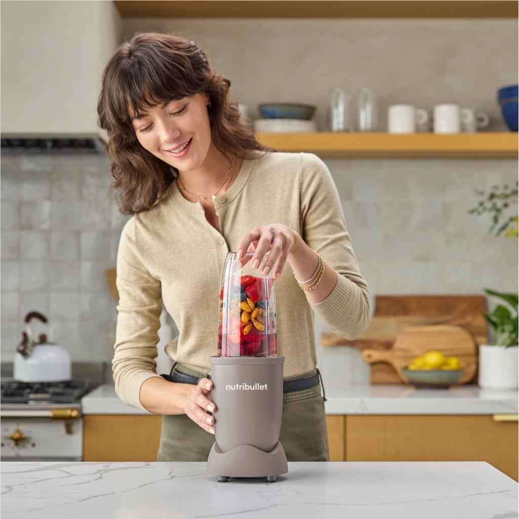 NutirBullet 900 Series Blender (Matte Mocha)