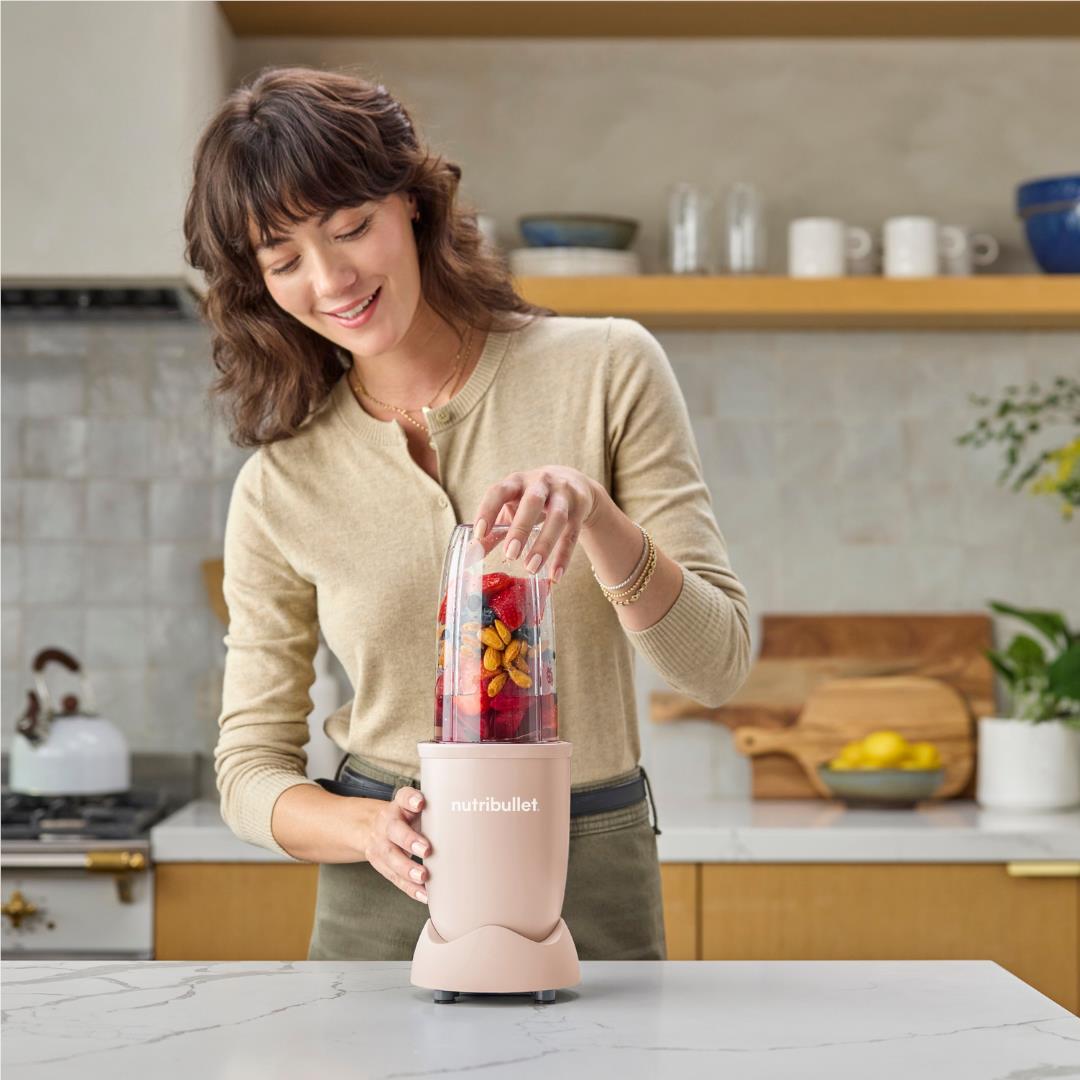 NutirBullet 900 Series Blender (Matte Blush)