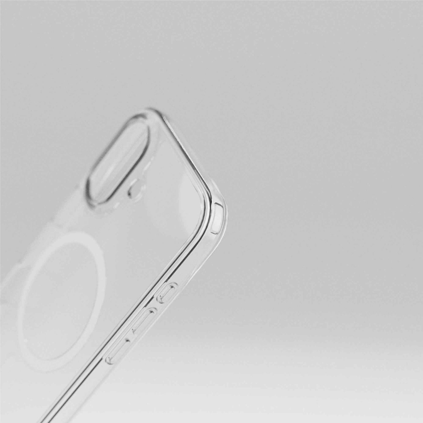 Cygnett AeroMag Clear Magnetic Case for iPhone 17