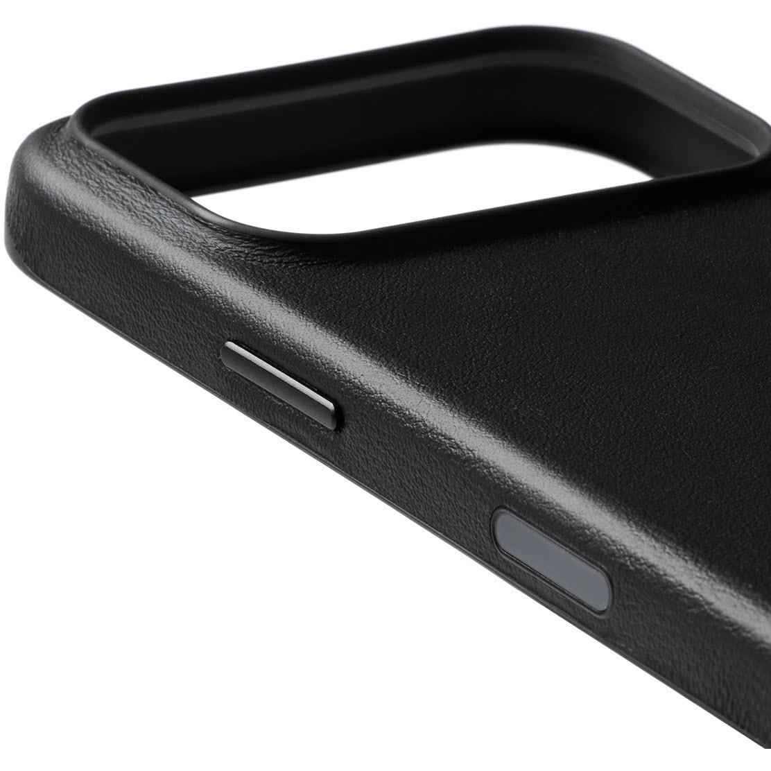 Bellroy Leather Case for iPhone 17 Pro (Black)