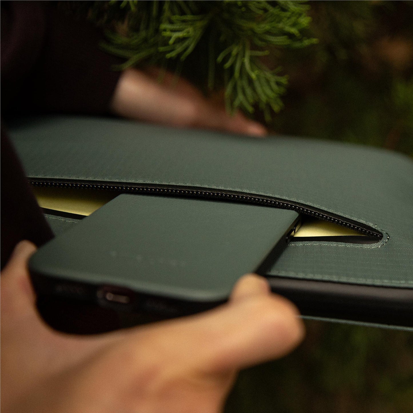Native Union Ultralight Sleeve