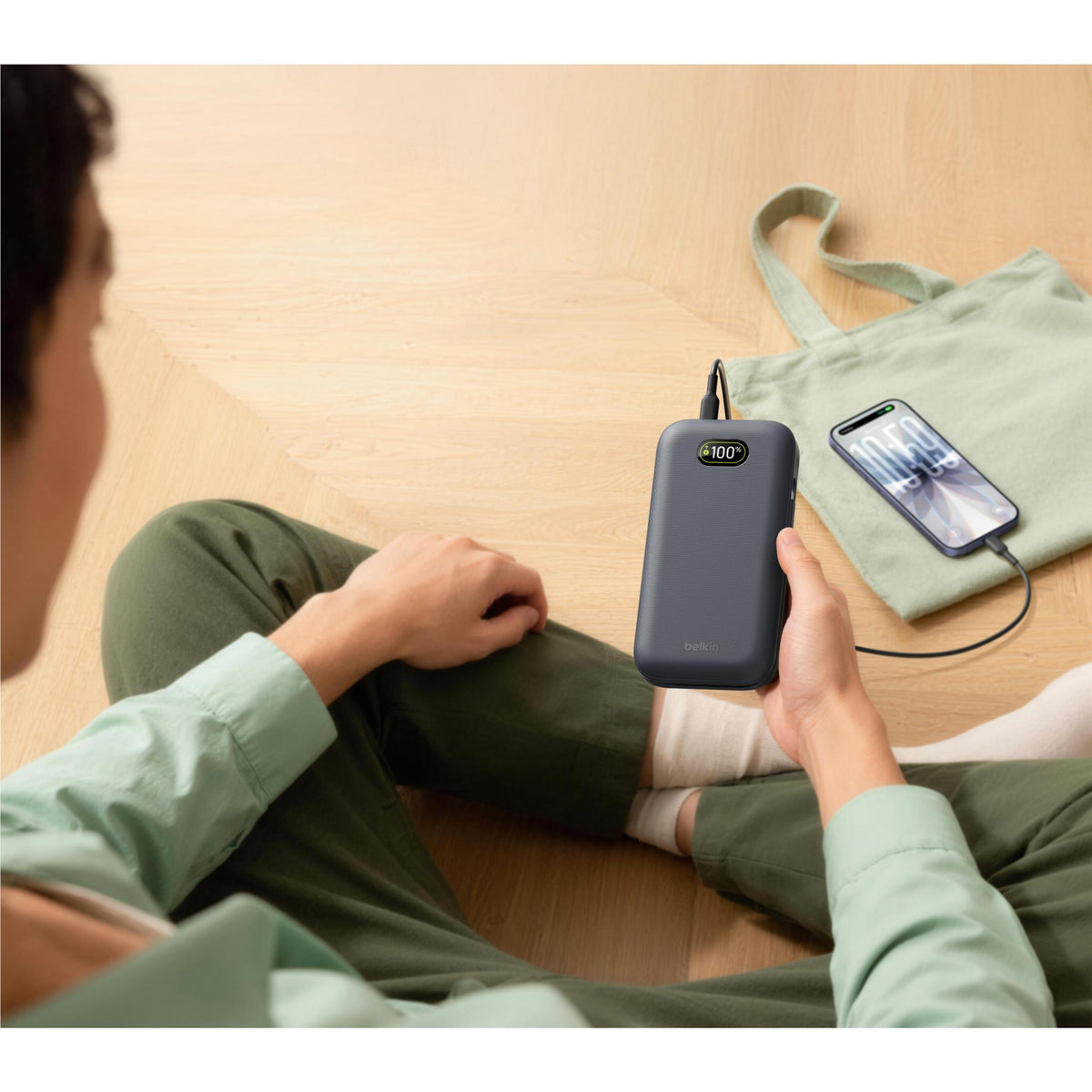 Belkin UltraCharge Pro Laptop Power Bank 27K 140W
