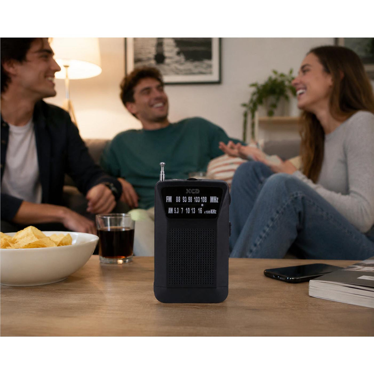 XCD Pocket AM/FM Radio