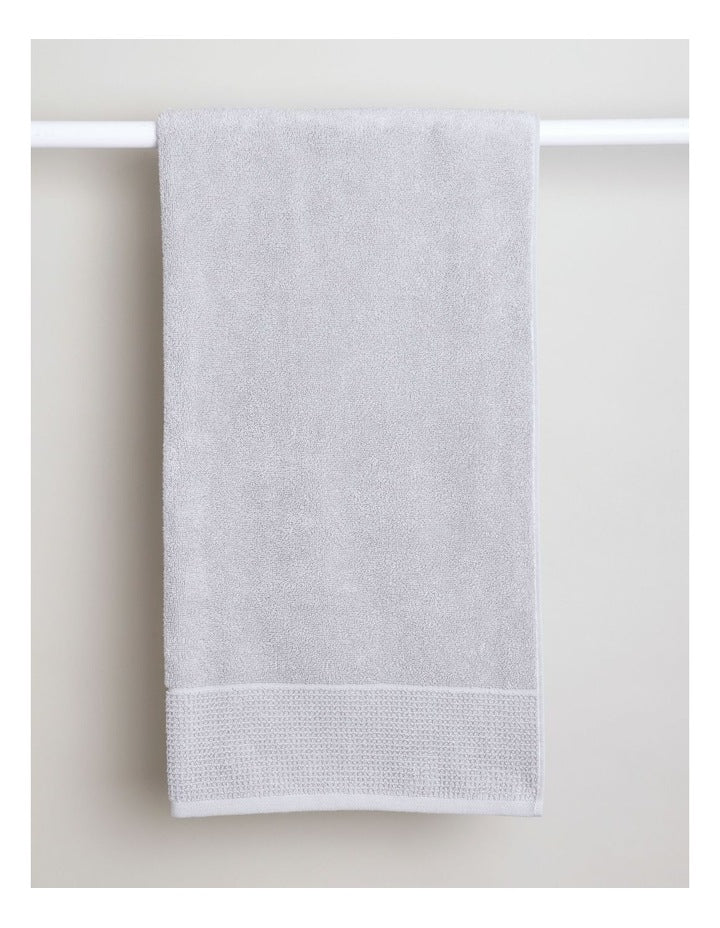 Clara Quick Dry Bath Towel in Silver