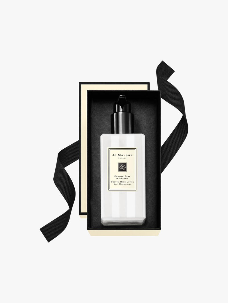 English Pear & Free Hand and Body Lotion