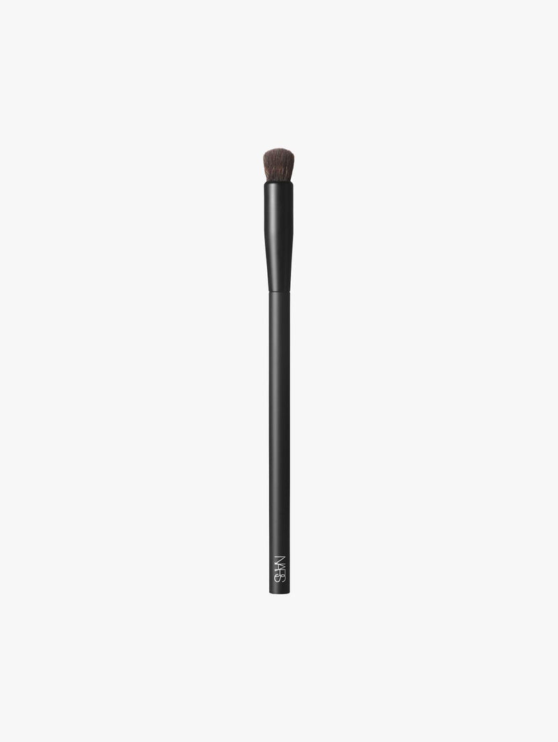 #11 Soft Matte Complete Concealer Brush
