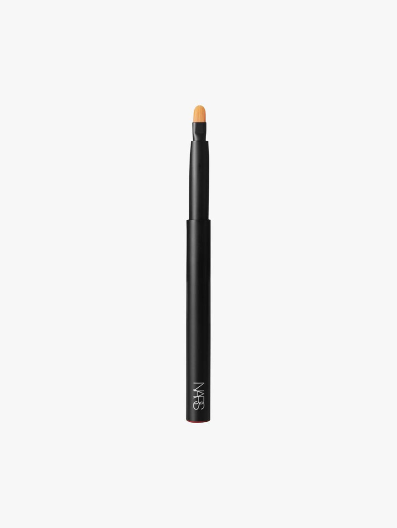 #30 Precision Lip Brush