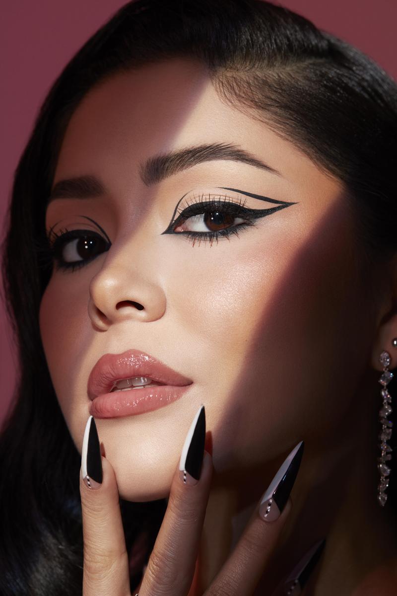 Make It Big Brush-Tip Liquid Liner