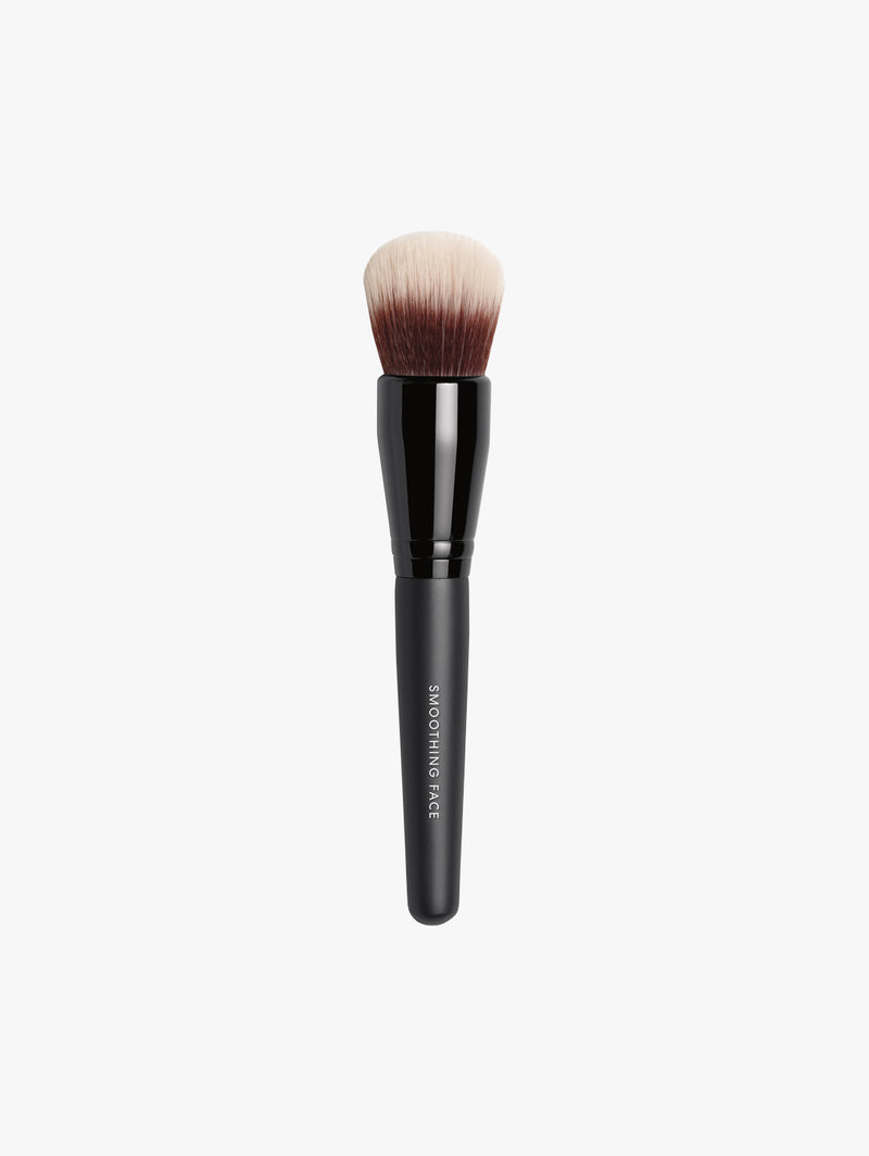 Smoothing Face Foundation Brush
