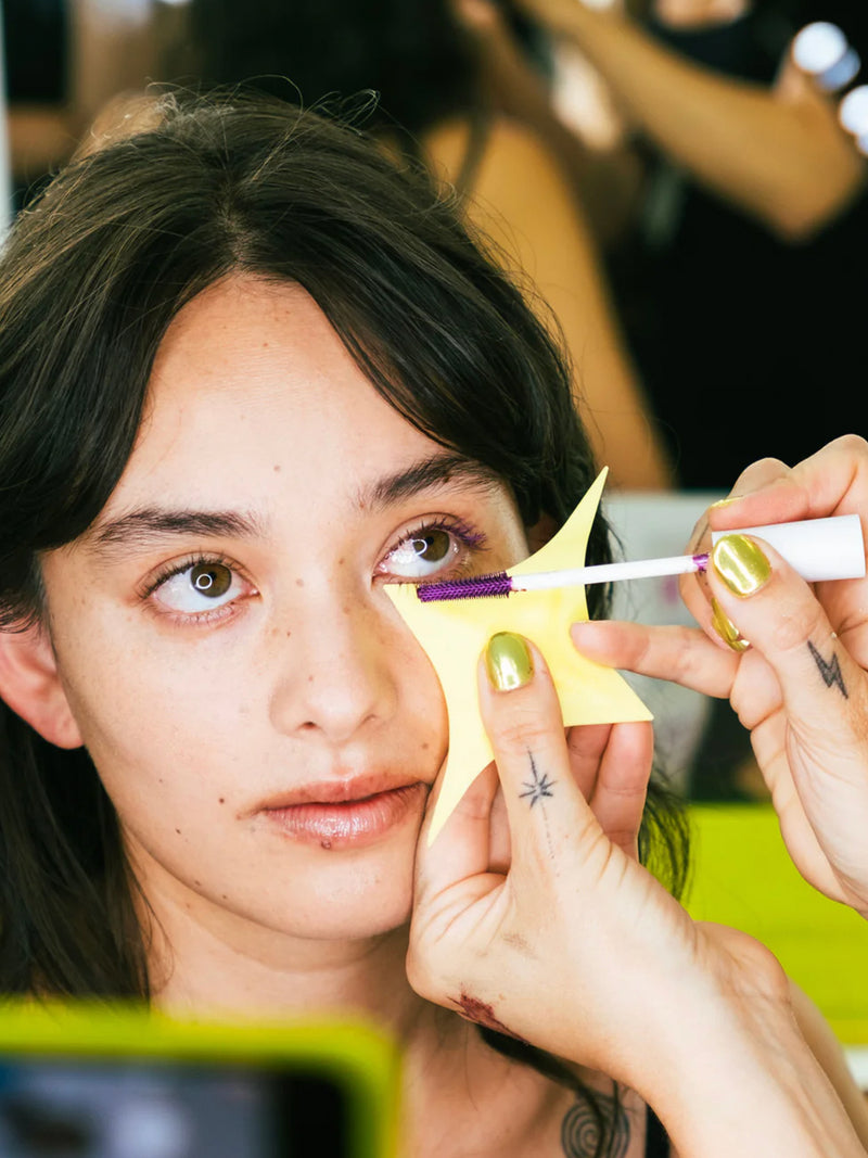 Wing Magician Eyeliner Stencil