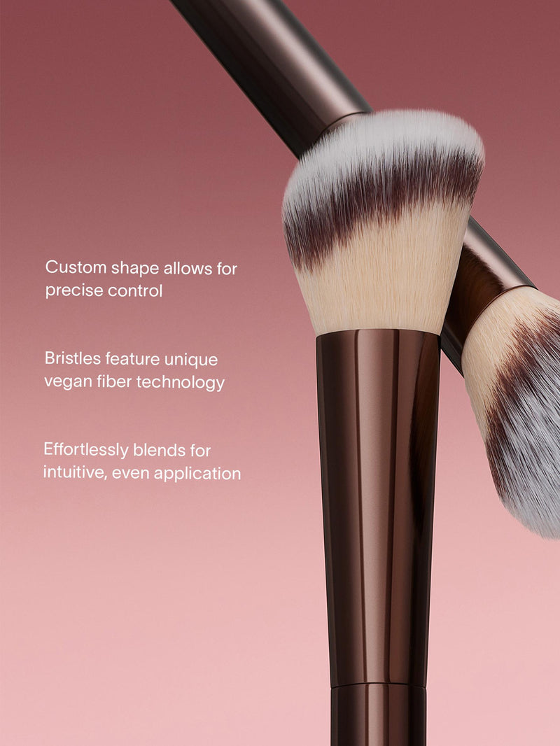 No. 15 Blush Brush