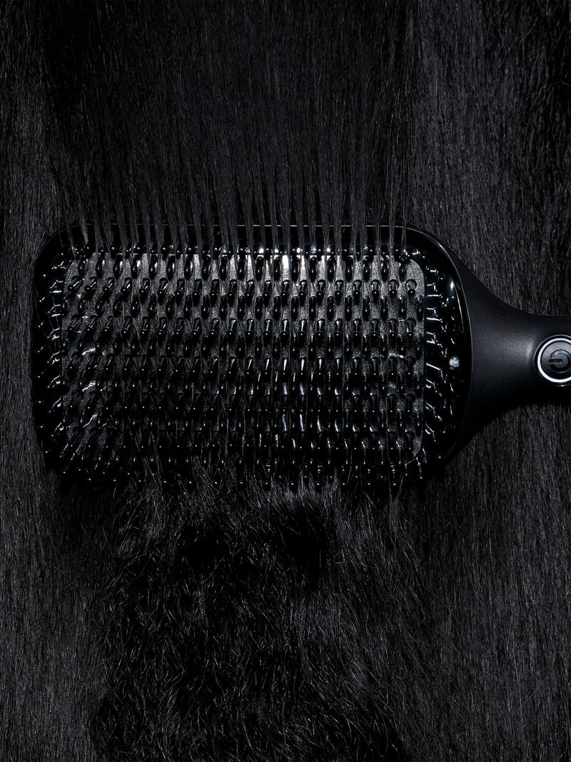 Glide+ Max Smoothing Hot Brush