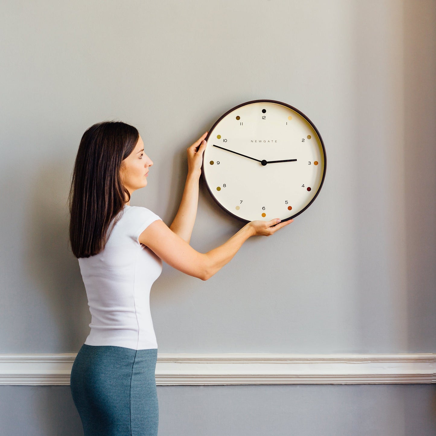 Mr Clarke Clock Dark Wood Dot Dial 40