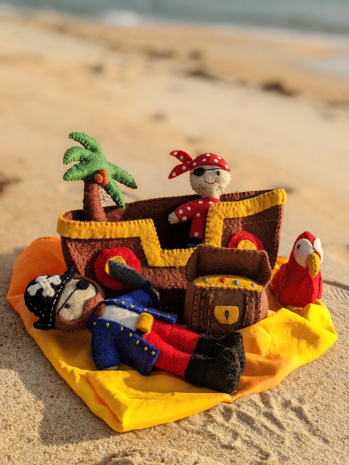 Pashom Felt Pirate Playset 6pcs Pretend & Imaginative Play Toys Clearance 3yrs+