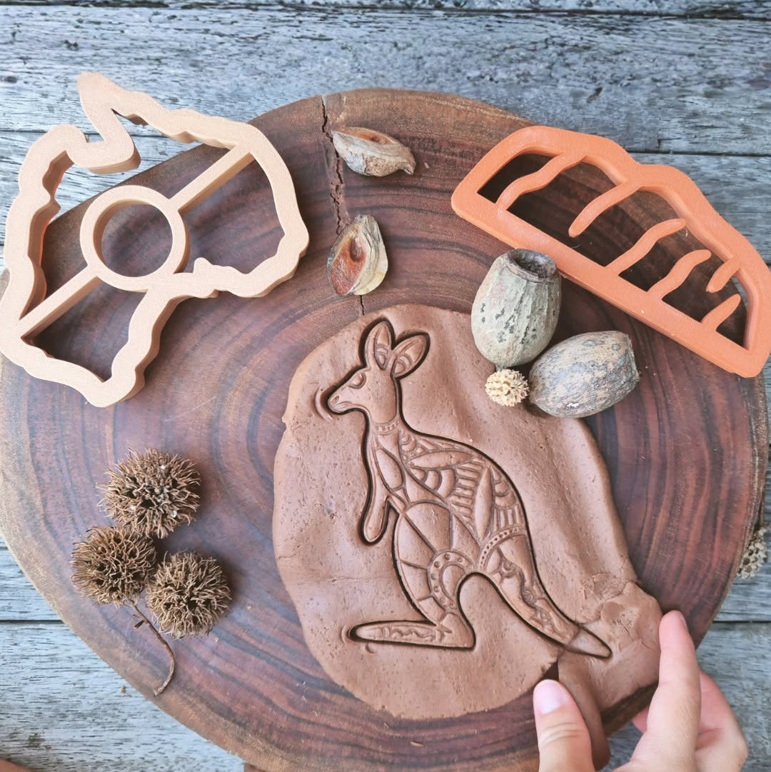 Uluru Eco Cutter by Songlines Playdough Sand Toys Art and craft for kids Australian First Nation Resources 3yrs+