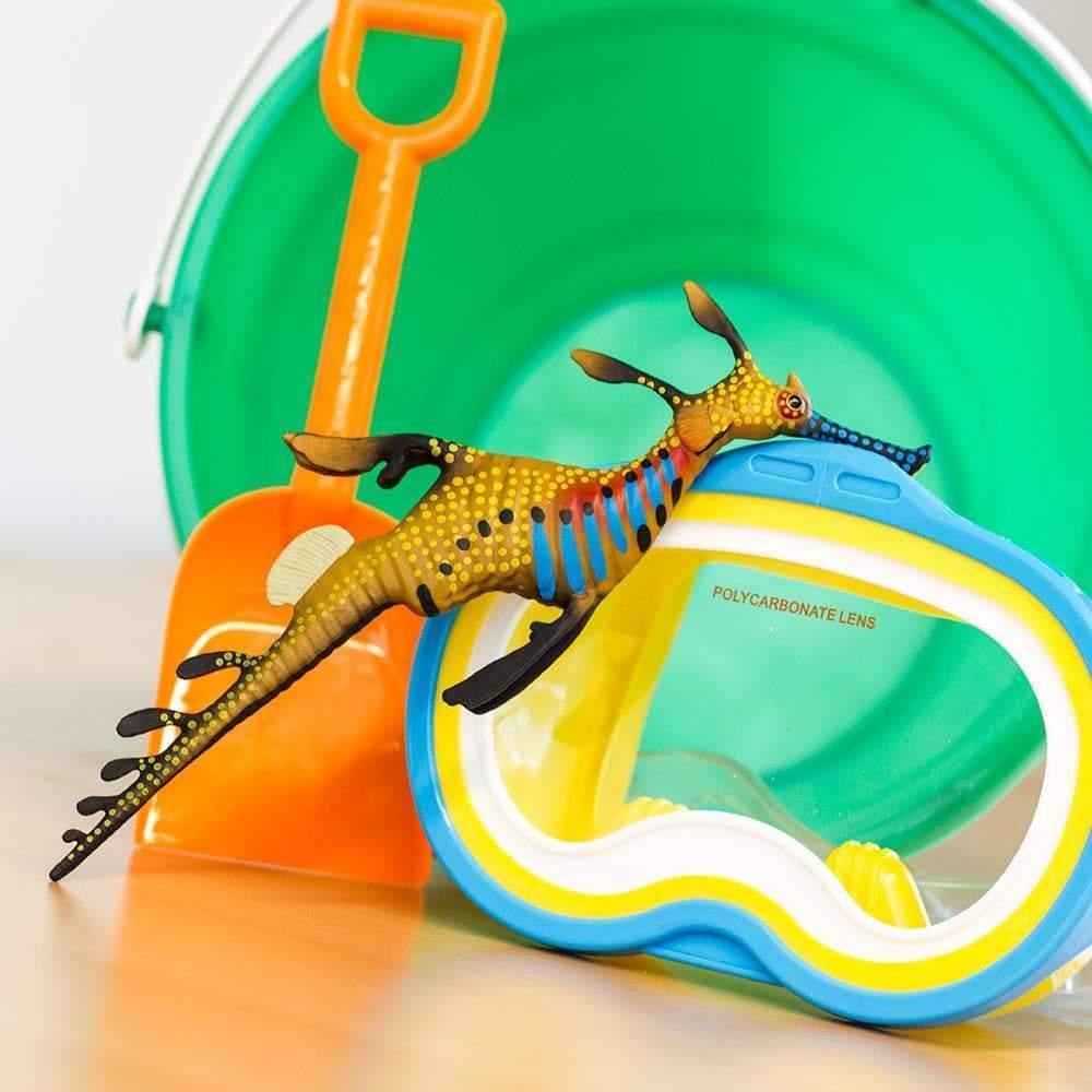 Weedy Seadragon Figurine by Safari Ltd Sea Life Collection Animal Figurines 3yrs+