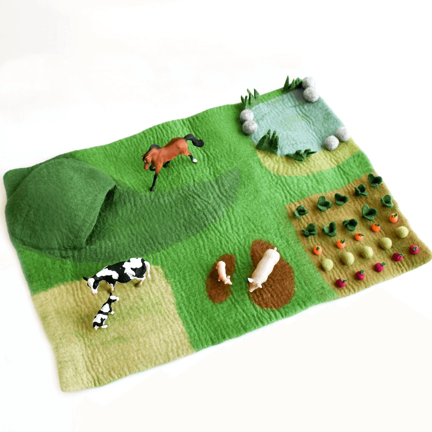 Tara Treasures Large Felt Farm Play Mat Playscape 80cm Farm Animal Toys Pretend & Imaginative Play Best Seller Most Loved in Store 3yrs+