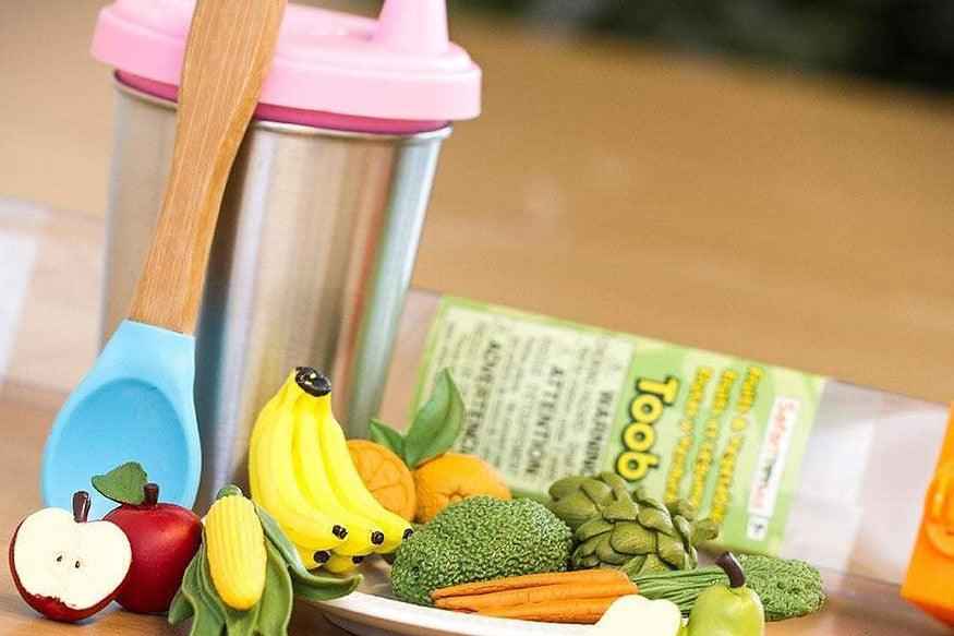 Tube of 8 Fruits & Vegetables Figurines Montessori Language Learning Figurines by Safari Ltd Toob Range 3yrs+