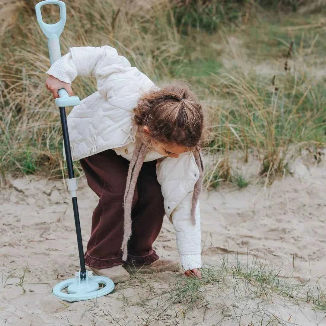 Kids Metal Detector KidyMetal by Kidywolf Outdoor STEM Toy Activity 6yrs+