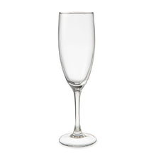 6 Everyday Flute Glasses