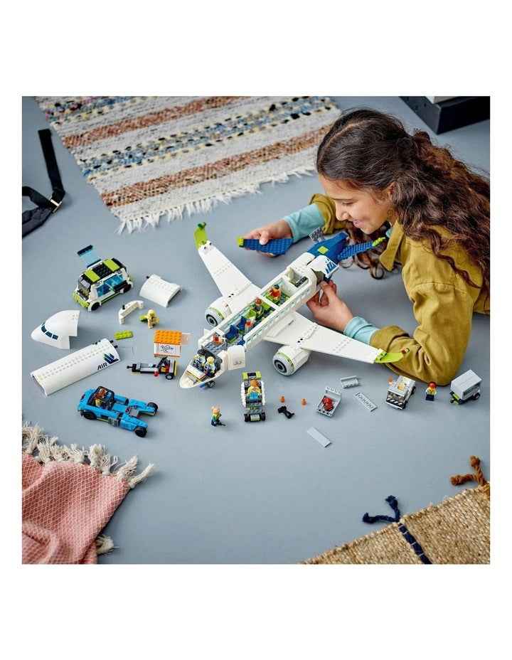 City Passenger Aeroplane Set 60367