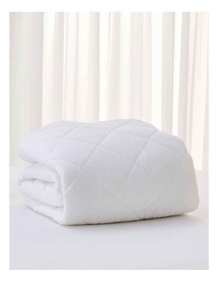 Allergy Sensitive Mattress Protector in White