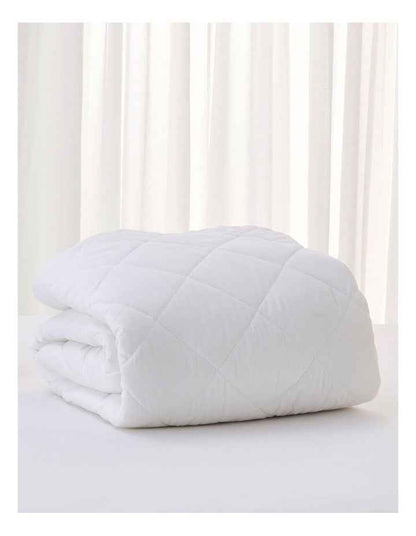 Allergy Sensitive Mattress Protector in White