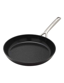GP5 Frypan 24cm in Black PFAS-free ceramic non-stick