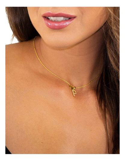 Luxury Letters 'P' Initial Pendant in Gold